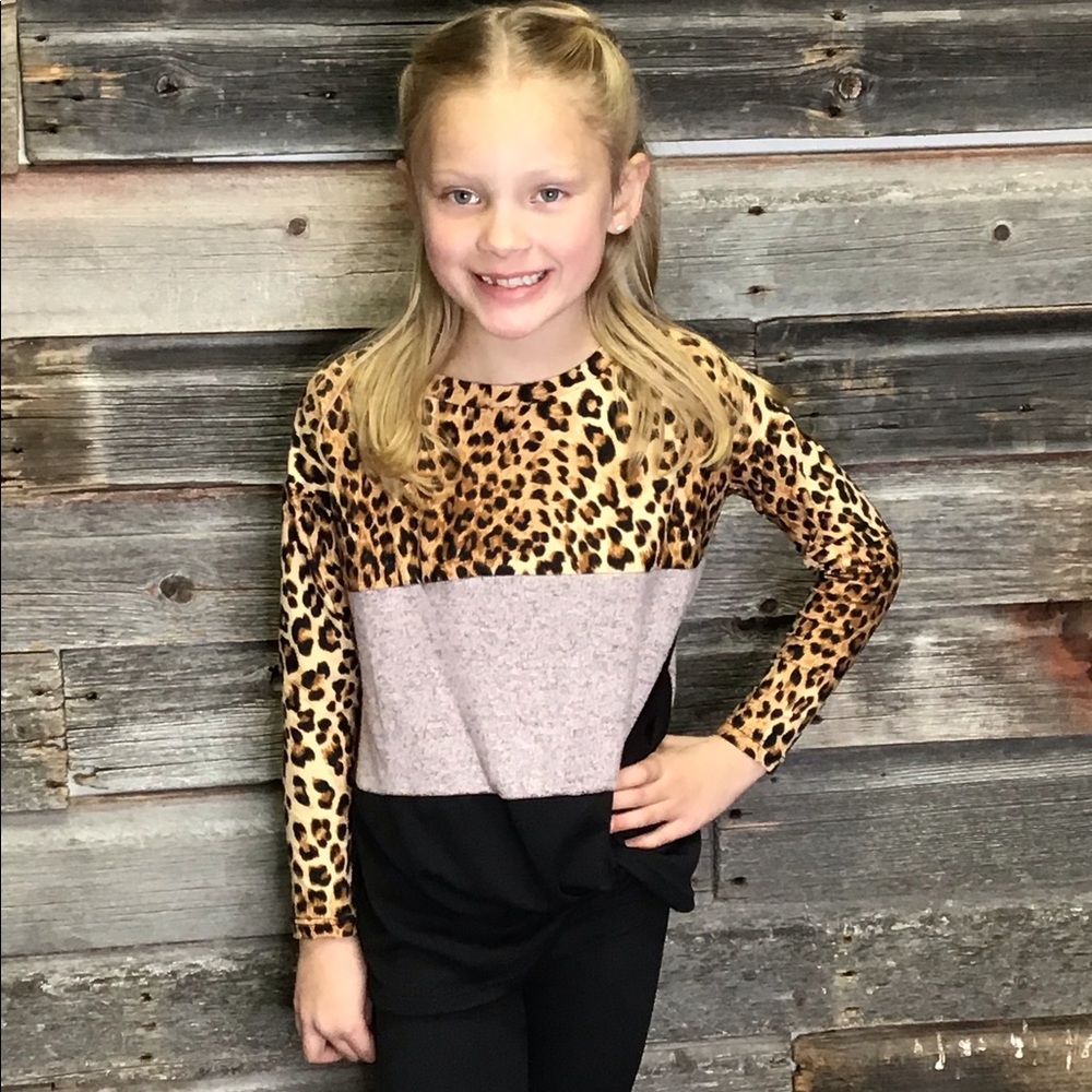 Leopard Tri color print top